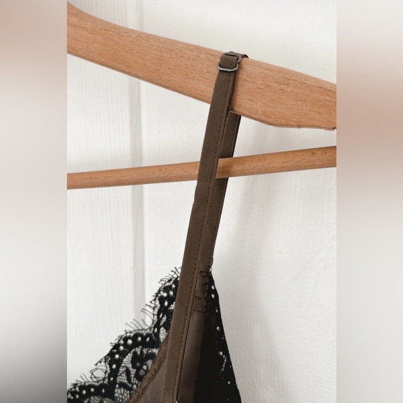 The Drop Satin Lace Tank Top Green Black Lace Y2K Silky Neutral Spaghetti Strap - Picture 7 of 10